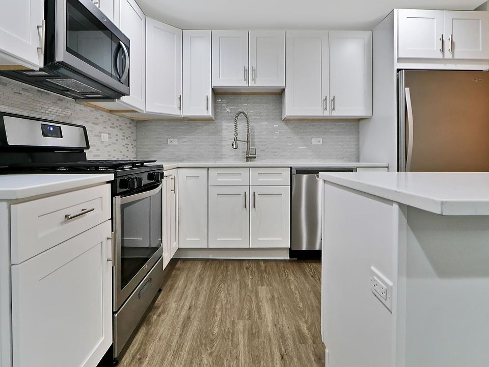 1st image of 4052 N Lavergne Ave