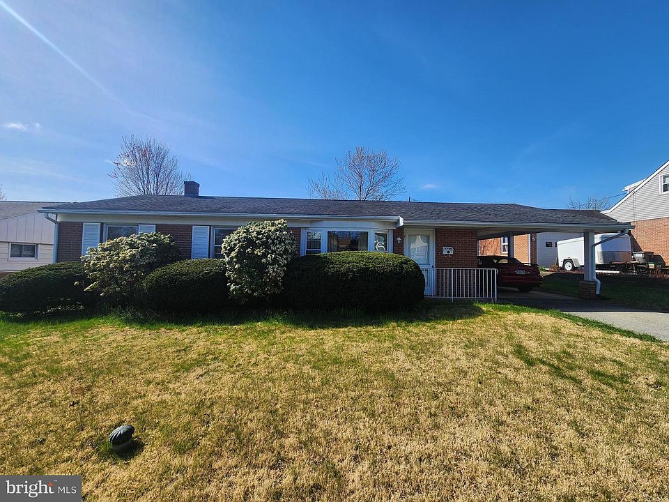 1st image of 1736 Heritage Ave