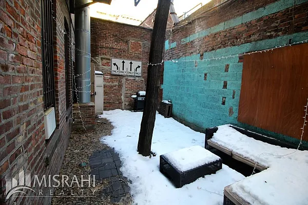 Rented by J Misrahi Realty Corp | media 44