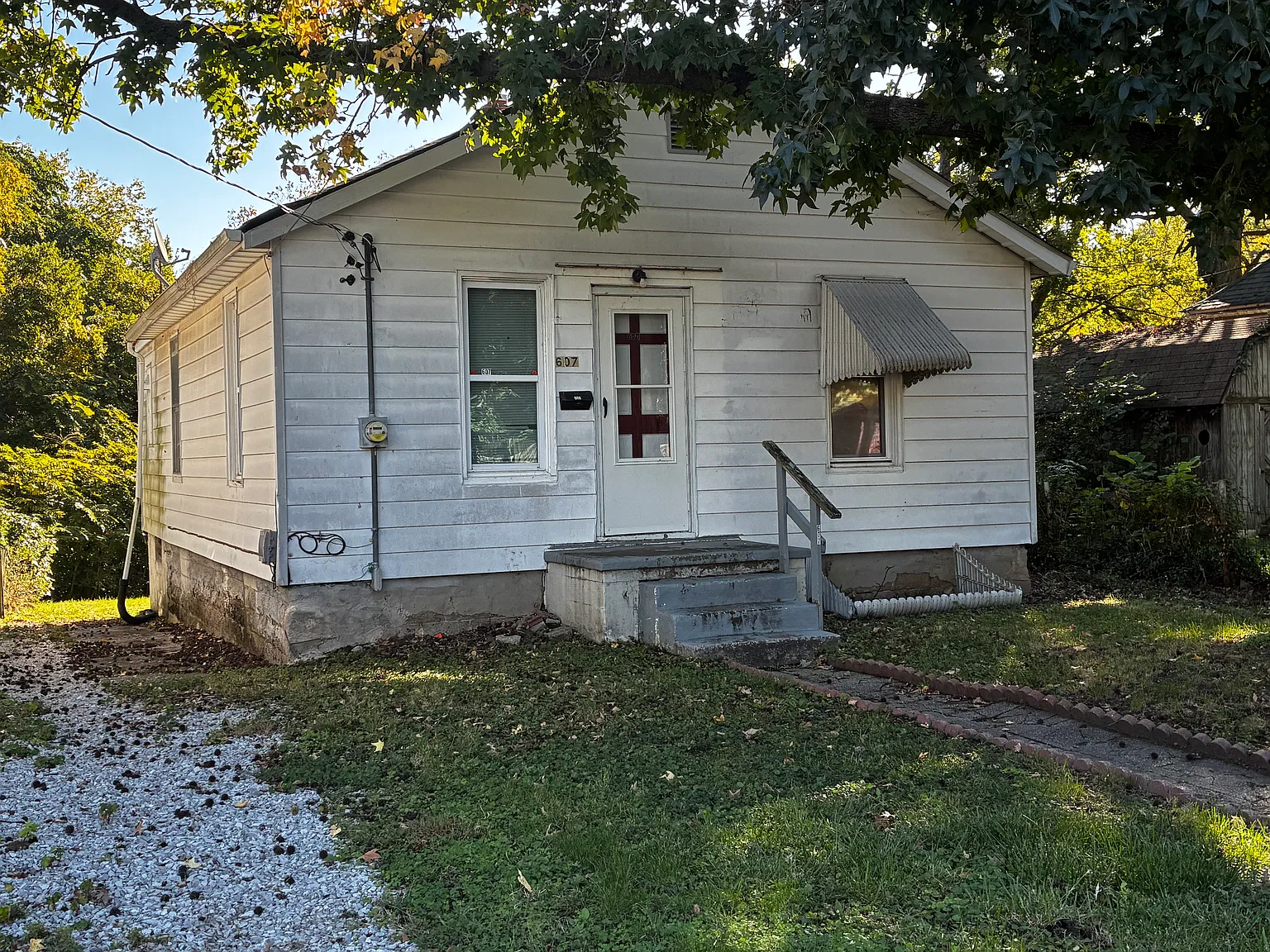 2 bed, 888 sqft, $800 — Photo 1