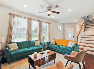 200 E Rogers St, Arlington, TX 76011