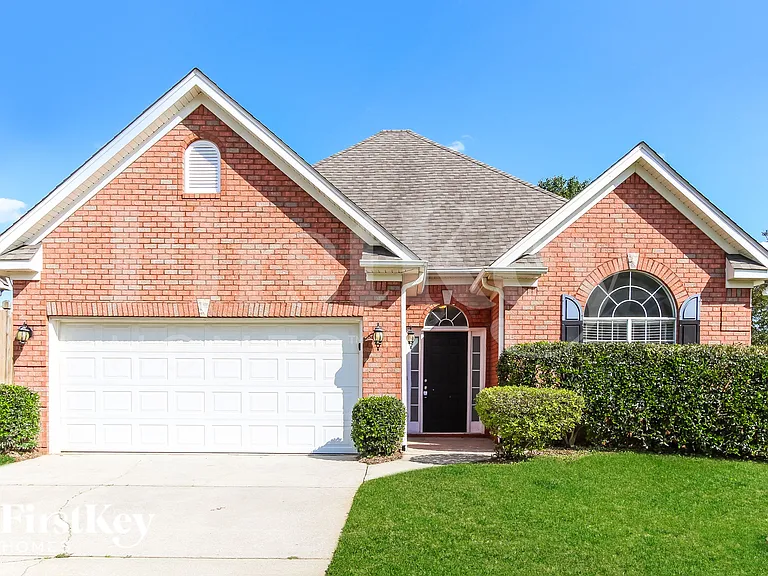640 Old Cahaba Dr — Photo 1