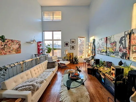 3989 Pennsylvania Ave