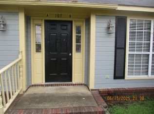 107B Acacia Ct, Leesburg, GA 31763