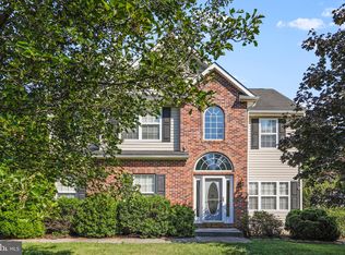 704 Braeburn Dr, Martinsburg, WV 25403