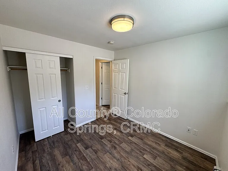 5030 El Camino Dr #8 — Photo 26