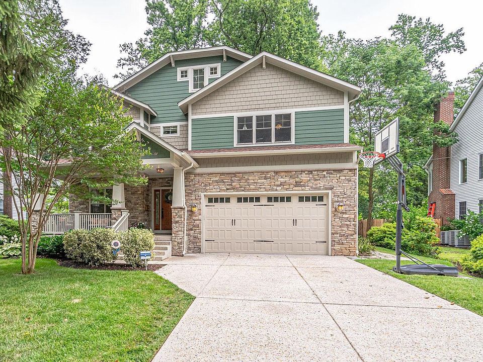 1st image of 608 Poplar Dr