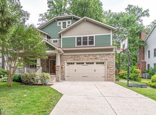 608 Poplar Dr, Falls Church, VA 22046