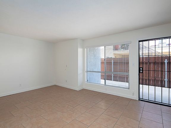 4th image of 149-157 165 Daisy Ave #149-B