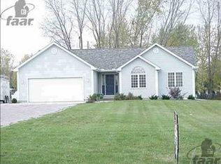 7085 Davison Rd, Davison, MI 48423