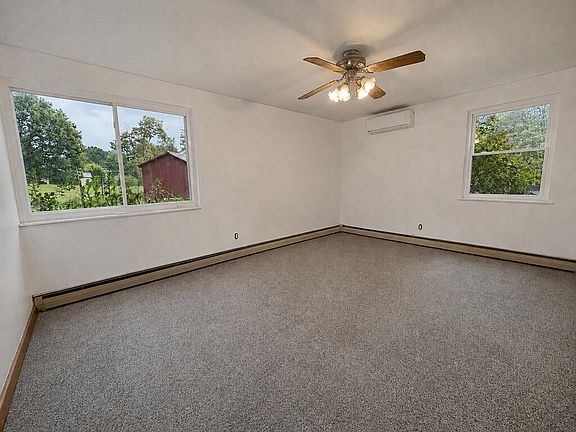 5th image of 35 Pioneer Rd
