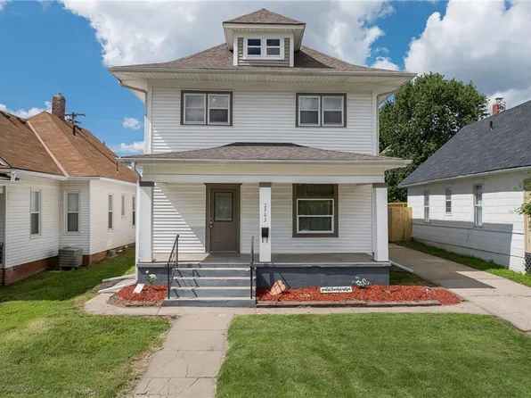 2703 Monterey St, Saint Joseph, MO 64507