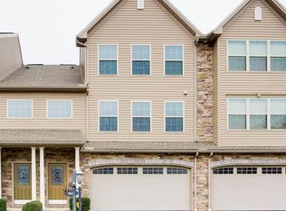 2647 Amanda Dr, Harrisburg, PA 17112
