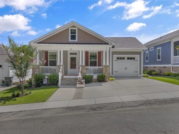 201 Pendleton Street Ext, Pickens, SC 29671