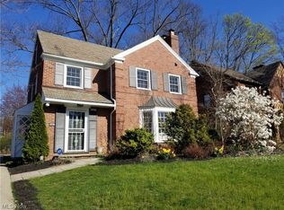 2567 Dysart Rd, University Heights, OH 44118