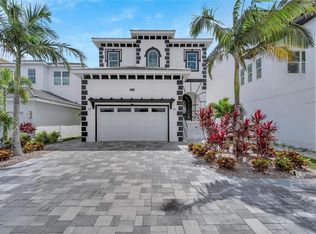 534 Estuary Shore Ln, Apollo Beach, FL 33572