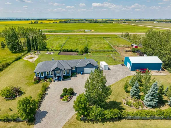 23 E Winters Pl, Rocky View County, AB T1X 0J1