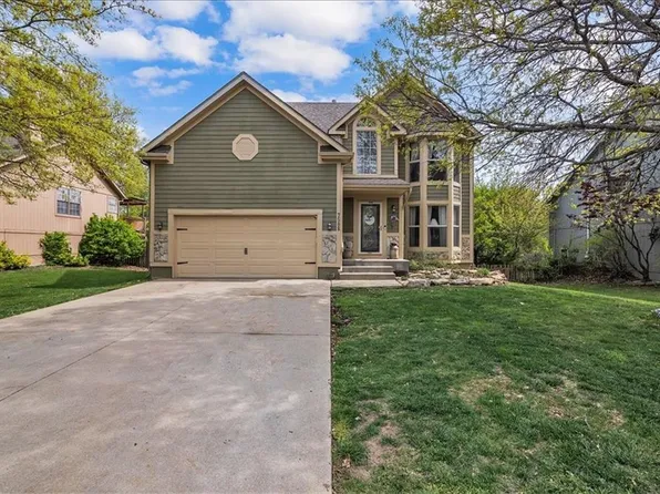 7508 W 156th St, Overland Park, KS 66223