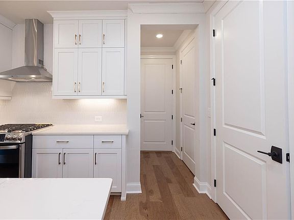 6th image of this home