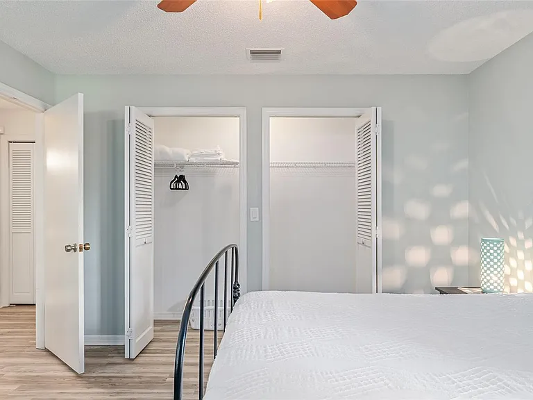 8101 NW 46th St — Photo 52