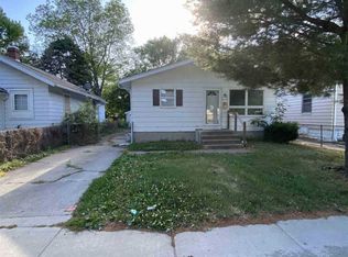 2175 S 12th St, Springfield, IL 62703