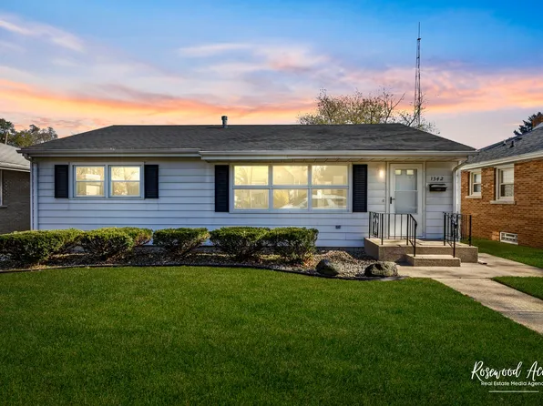 1342 S 6th Ave, Kankakee, IL 60901