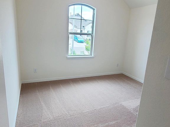 3rd image of 6717 Covina Ln