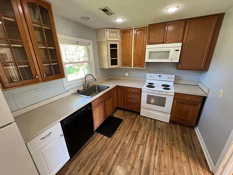 7404 James Madison Hwy — Photo 9