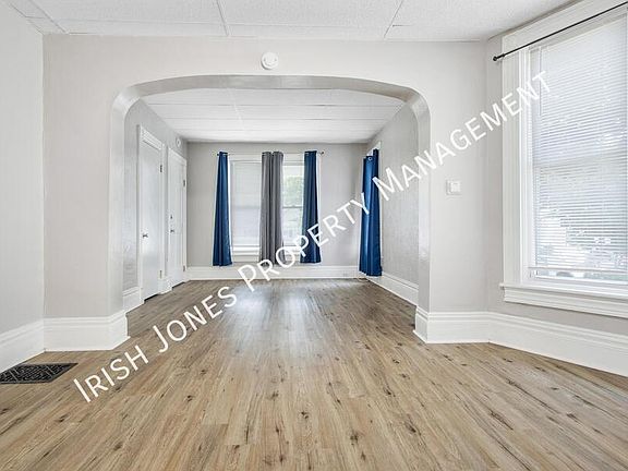 5th image of 36 Scott St #1