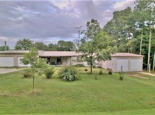55 Clarence Campbell Rd, Trenton, TN 38382