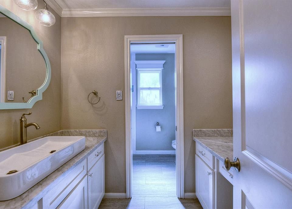 1st image of 2802 Spyglass Ln