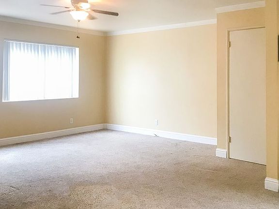 3rd image of 8564 Cypress Ave #4