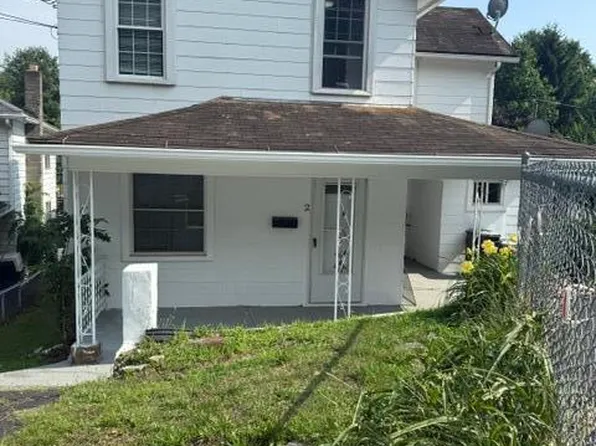 2 McGoverns Hl, Wilkes Barre, PA 18706