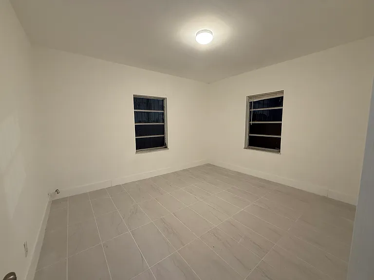 732 NW 12th Ct — Photo 19