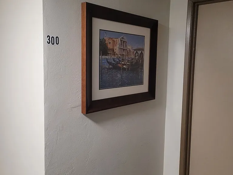 100 - Kimberly Apartments — Photo 46