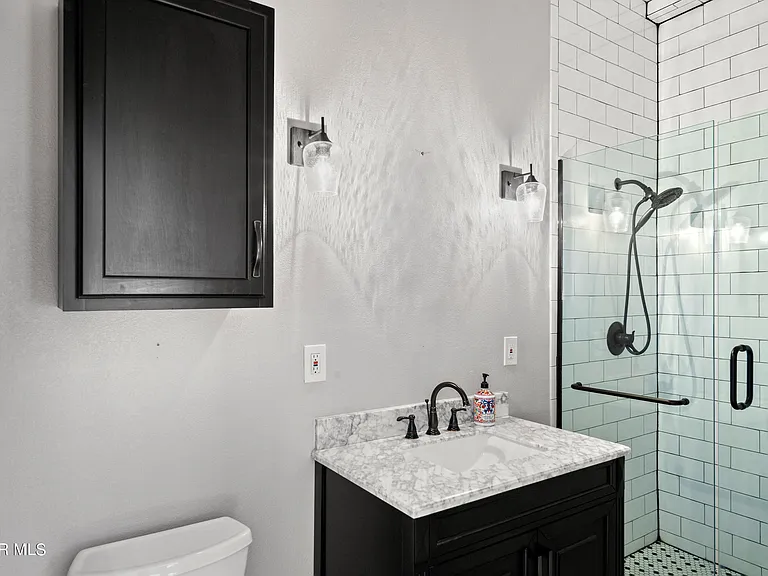 515 Gregory Ave — Photo 28