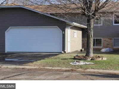 210 Candlestick Cir, Annandale, MN, 55302