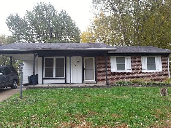 2nd image of 3004 Oriental Dr