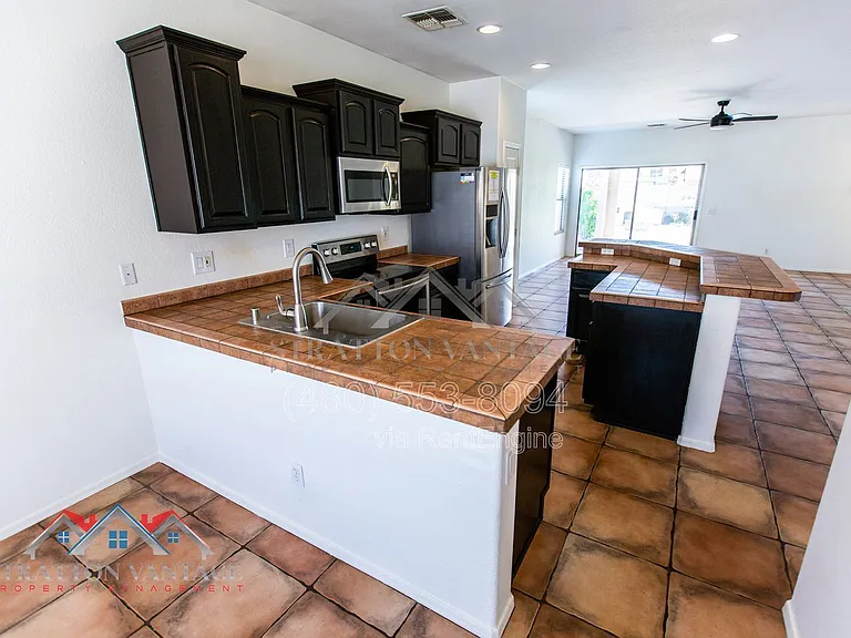 12507 W Honeysuckle St — Photo 11