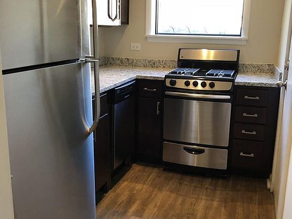 4th image of 915 W Schubert Ave #1624