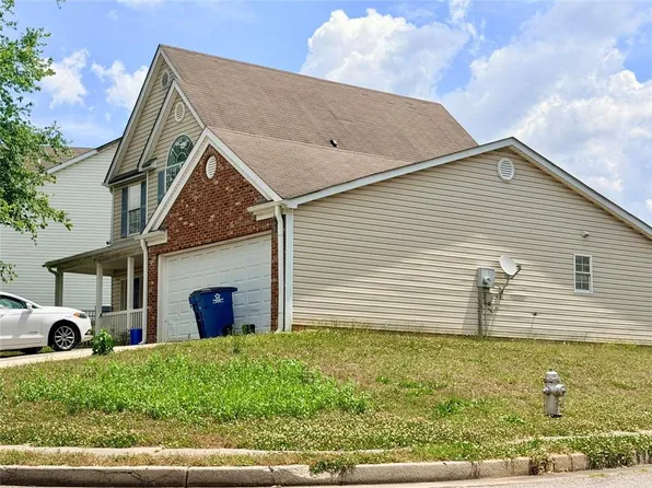 1349 Creekview Cir, Riverdale, GA 30296