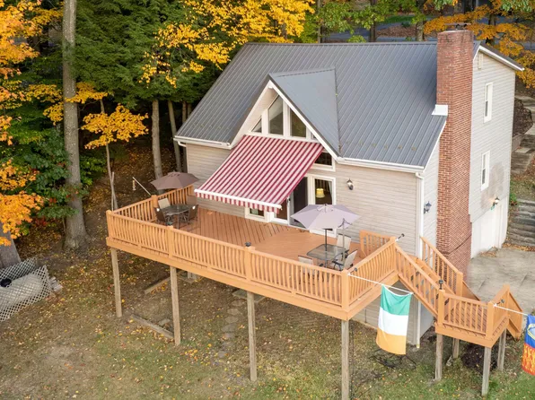 1621 Carribean Rd, Du Bois, PA 15801