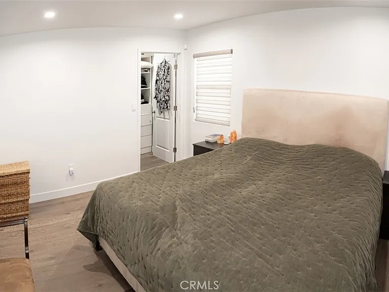 2848 N Frederic St — Photo 22