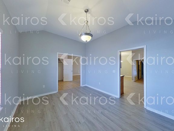4th image of 4105 San Angelo Ave