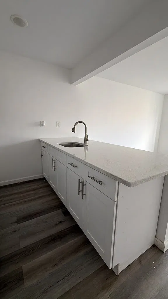2 bed, $2,800 — Photo 1