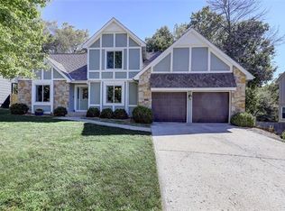 7533 Westgate St, Lenexa, KS 66216