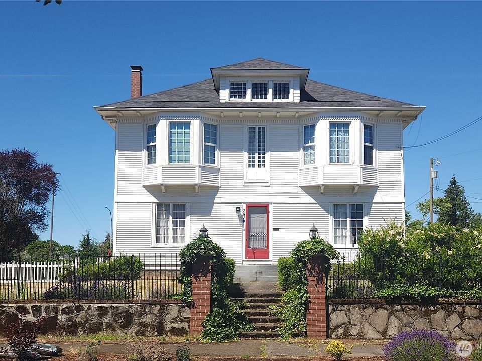 1st image of 2914 K Street