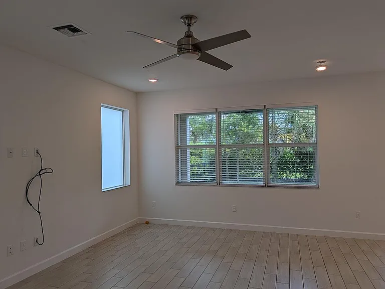 4315 Sylvester Palm Dr — Photo 7