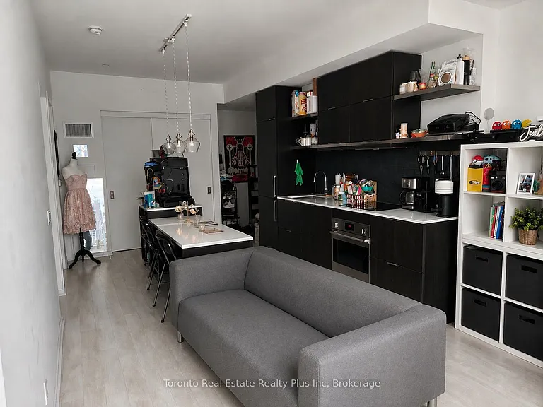 197 Yonge St #2914 — Photo 4