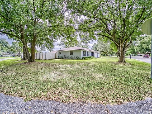 2nd image of 1745 Orangewood Cir